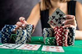 DANA, GoPay, dan OVO untuk dompet digital